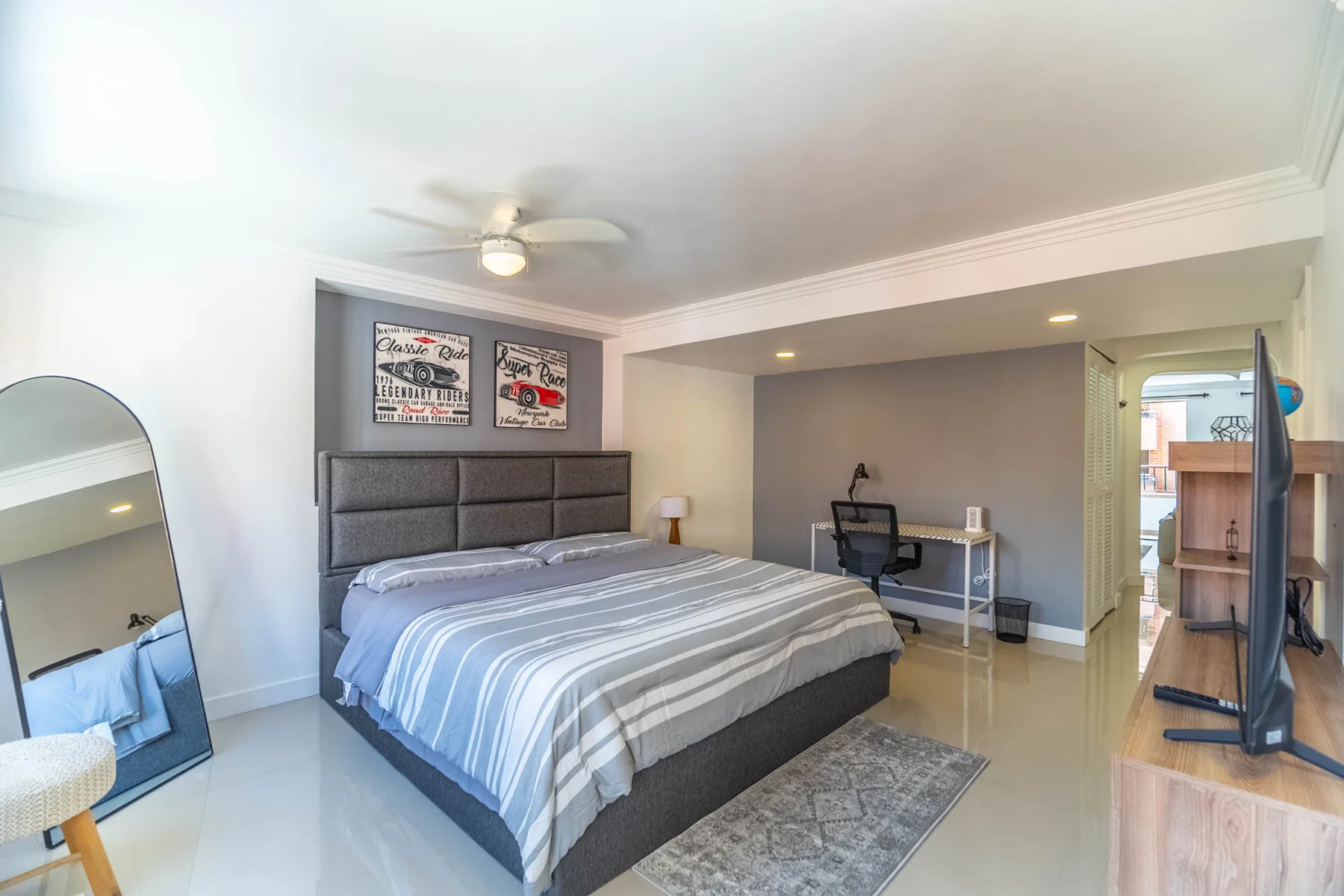 Bedroom image 3